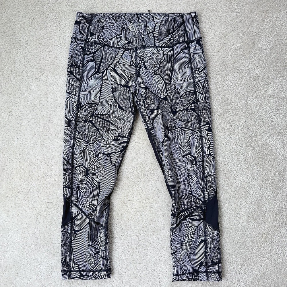 Lululemon Leggings Cropped Side Pockets Mesh Size 8